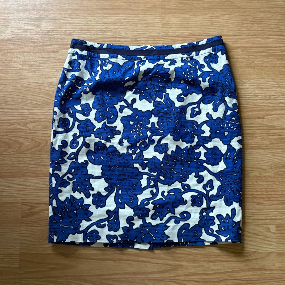 Boden Women Blue White Floral Damask Pencil Skirt Size 10P Cotton Blend